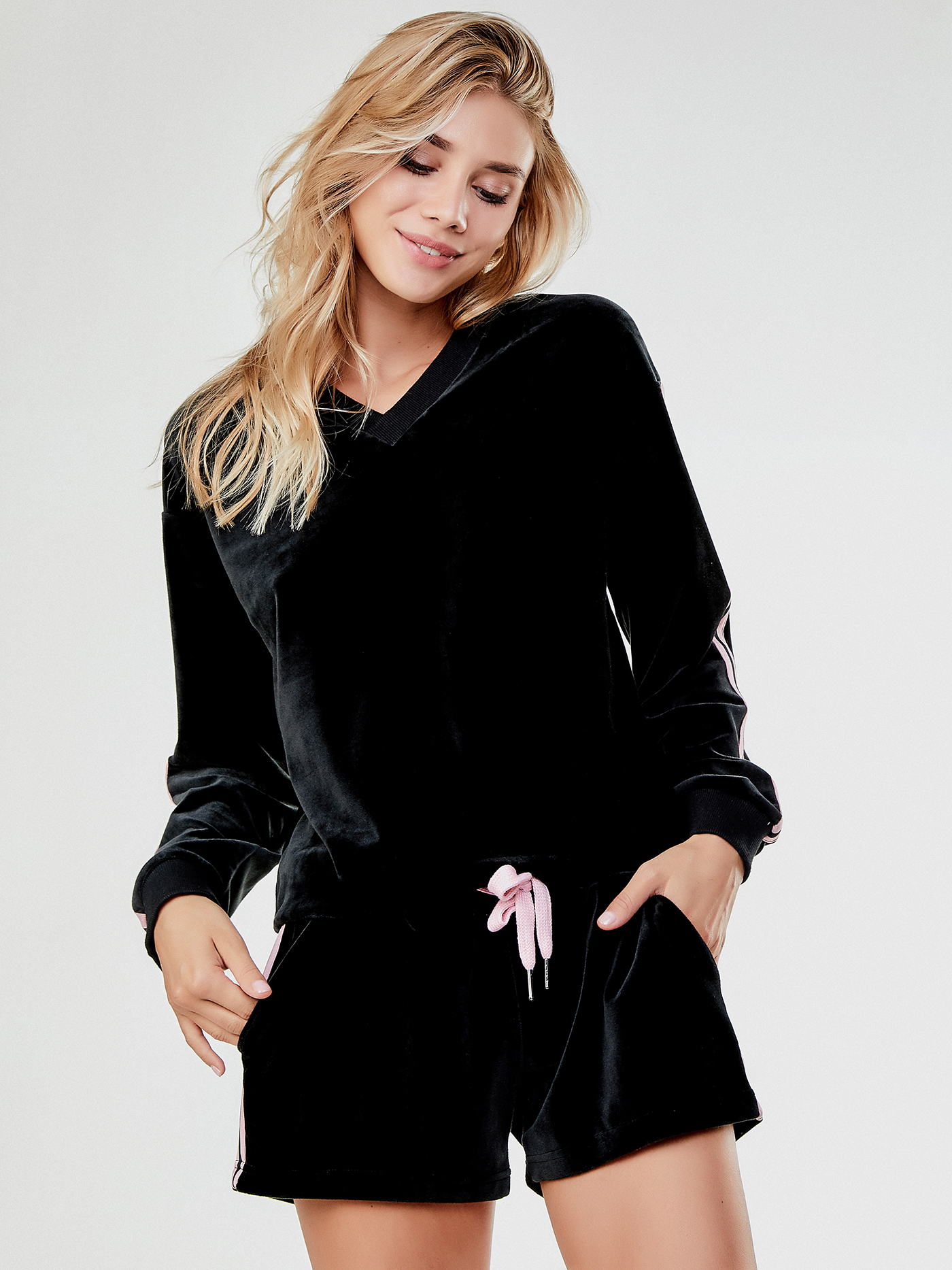Кофта Черный с розовым VT5 | фото 2