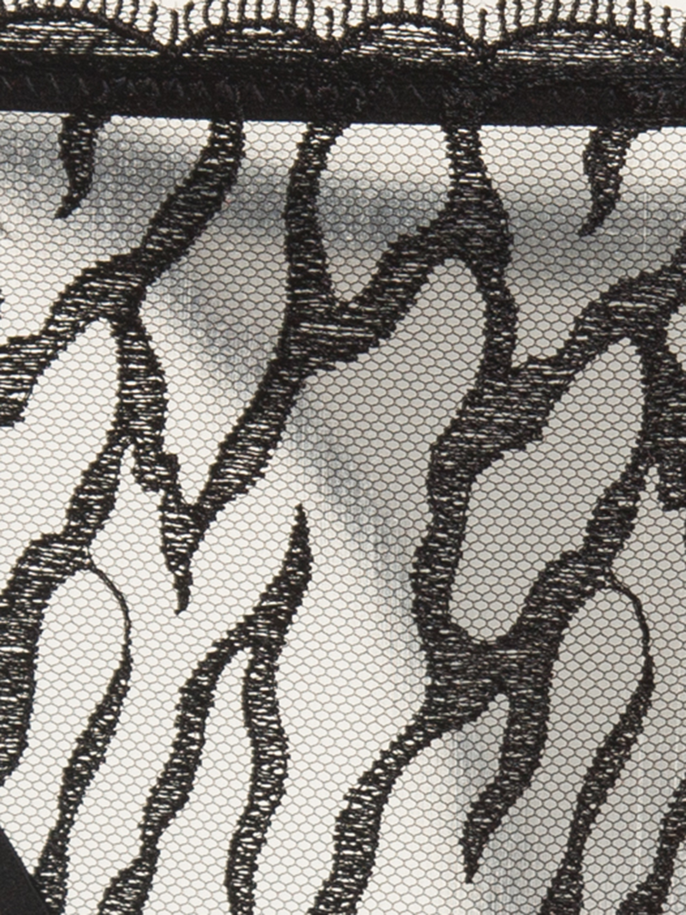 Трусы стринг Черный EM-181225TH | фото 2