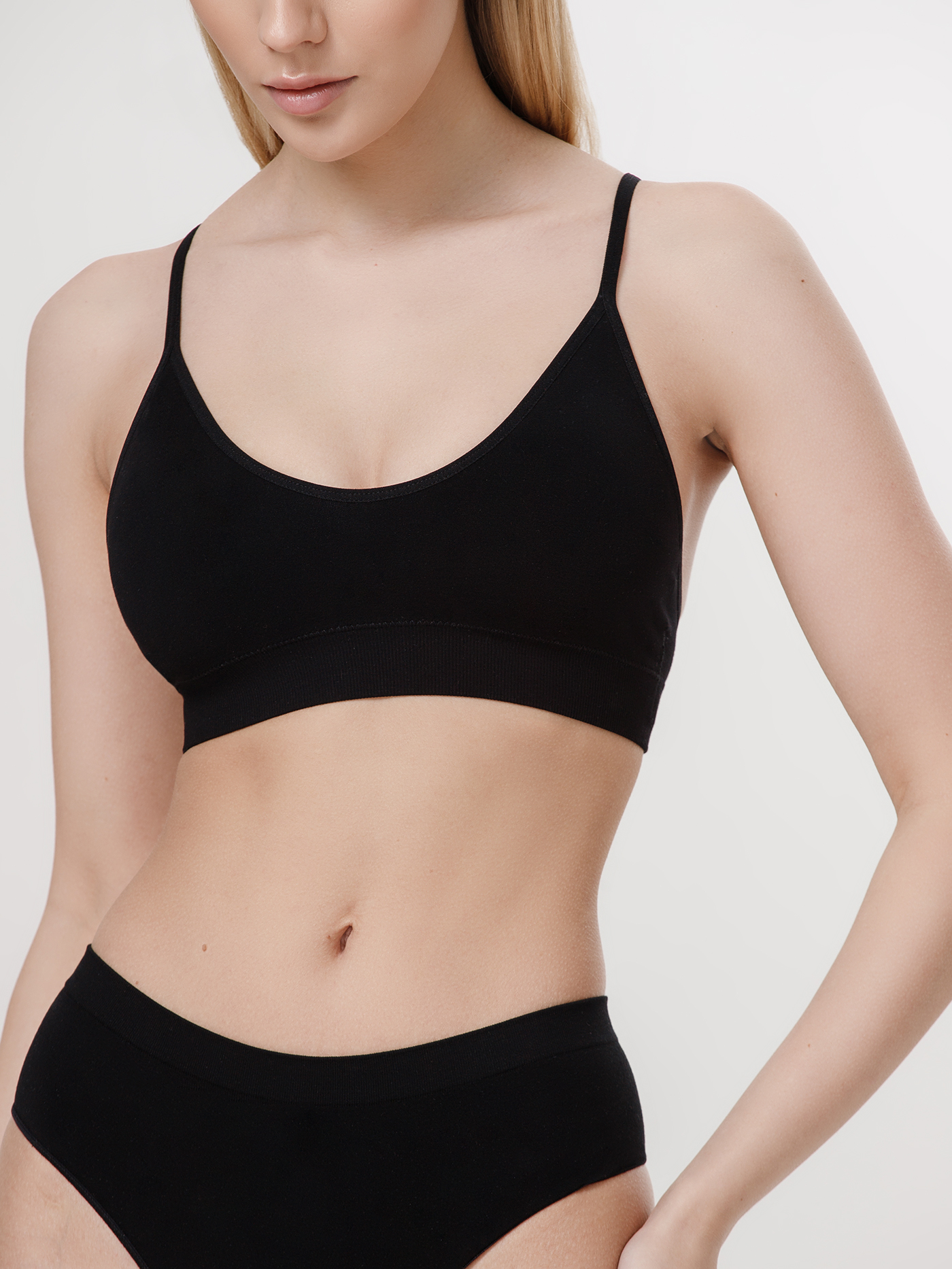 Бюстгальтер мягкий треугольник Черный DFN-481 | фото 3